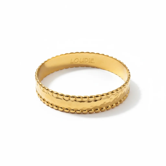 Isabella Bangle